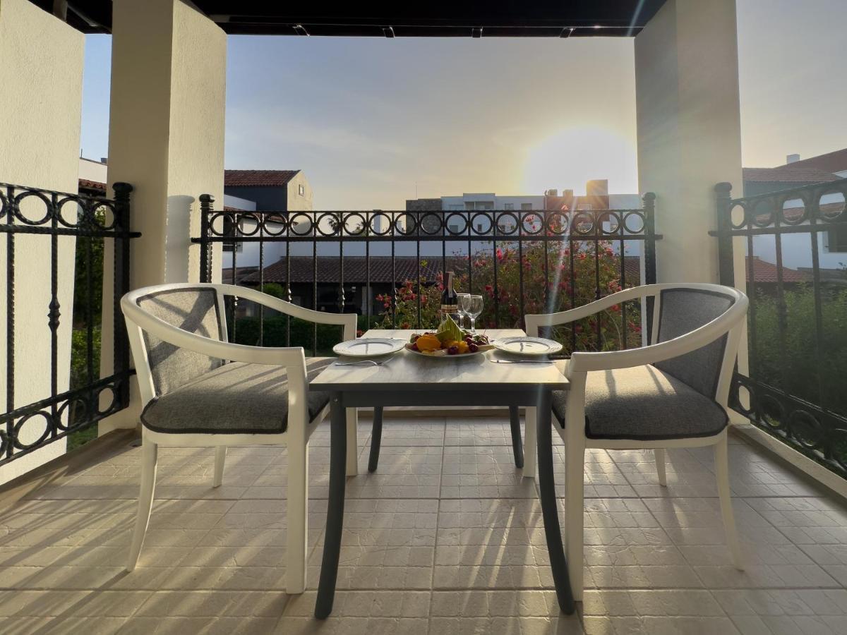 Tiana Beach Resort Turgutreis Extérieur photo
