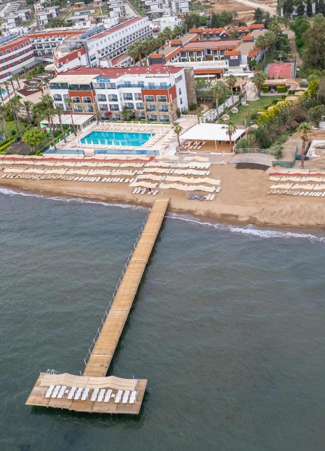 Tiana Beach Resort Turgutreis Extérieur photo