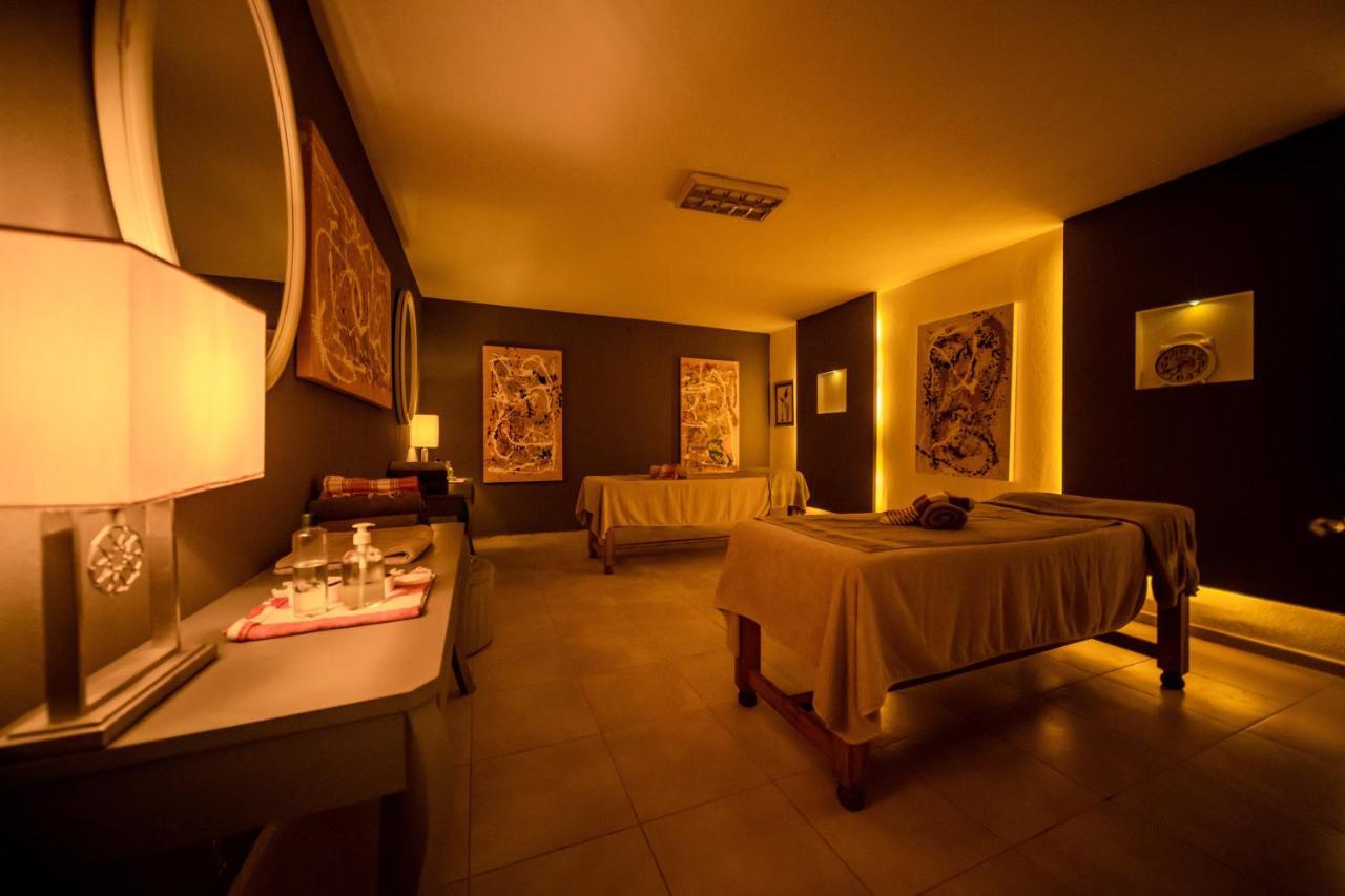Tiana Beach Resort Turgutreis Extérieur photo