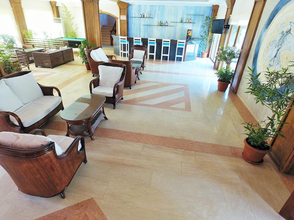 Tiana Beach Resort Turgutreis Extérieur photo